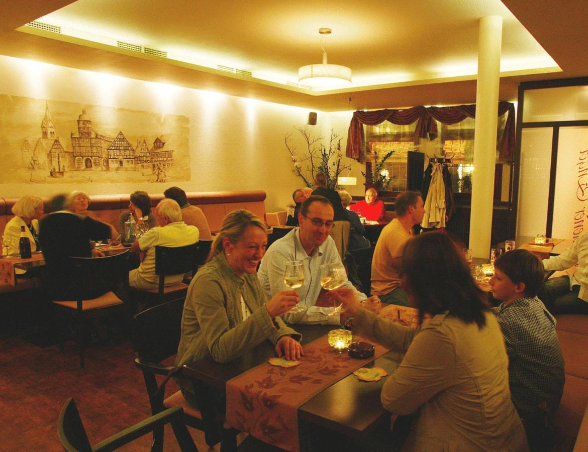 Hotel Restaurant Goldener Engel Heppenheim  ภายนอก รูปภาพ