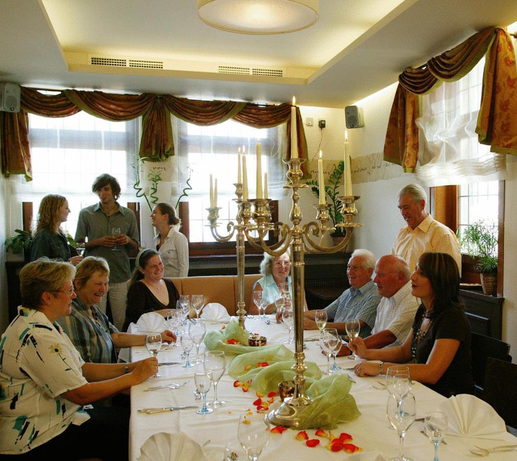 Hotel Restaurant Goldener Engel Heppenheim  ภายนอก รูปภาพ