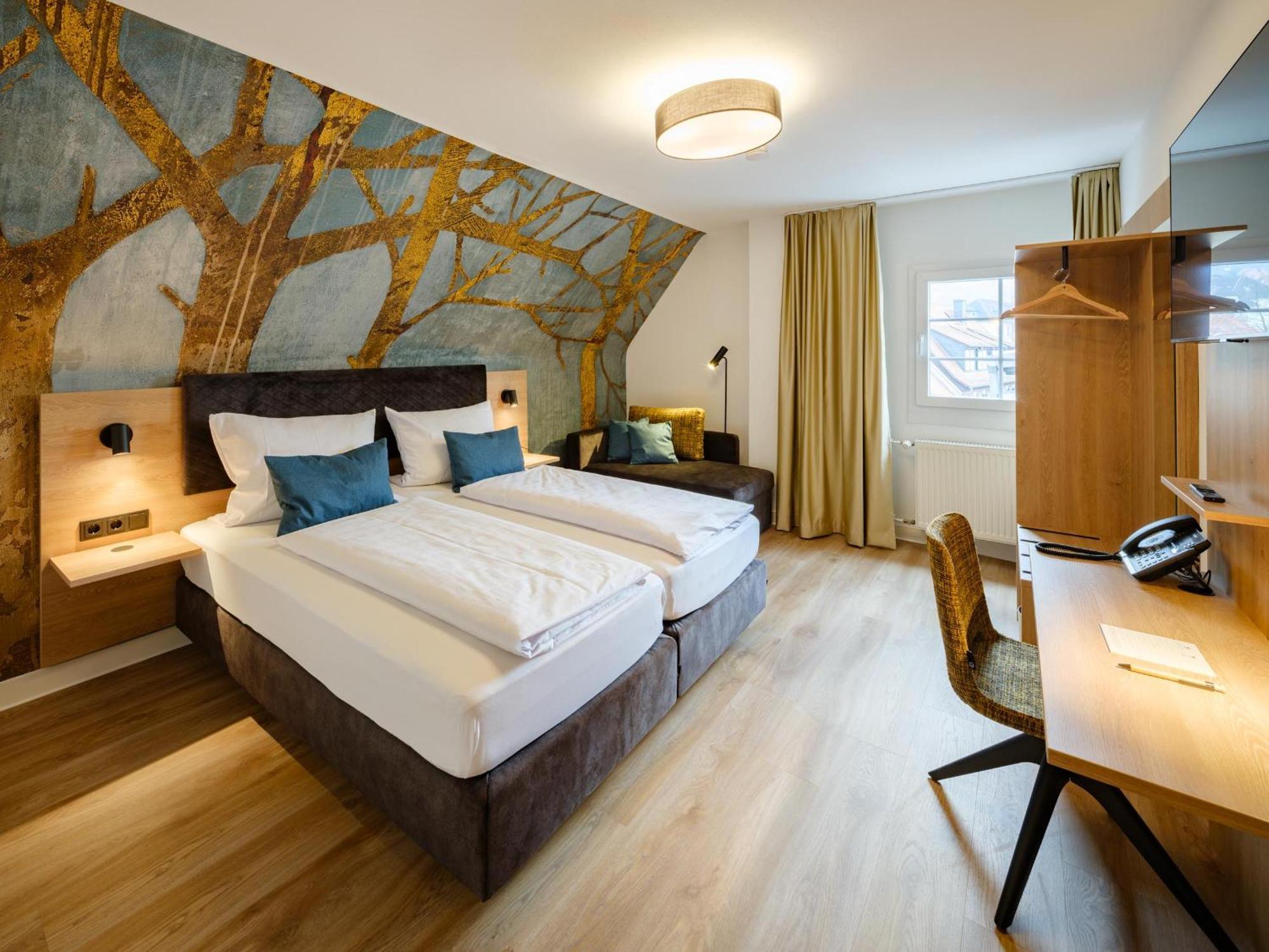 Hotel Restaurant Goldener Engel Heppenheim  ภายนอก รูปภาพ